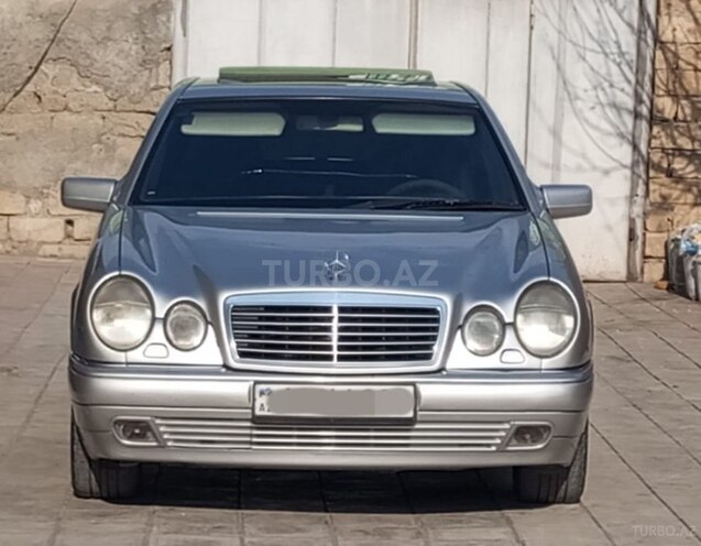 Mercedes E 240 1997, 369,000 km - 2.4 l - Bərdə