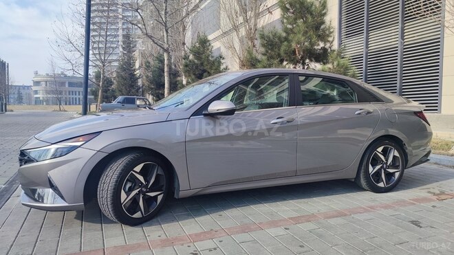 Hyundai Elantra 2021, 52,500 km - 1.6 l - Bakı