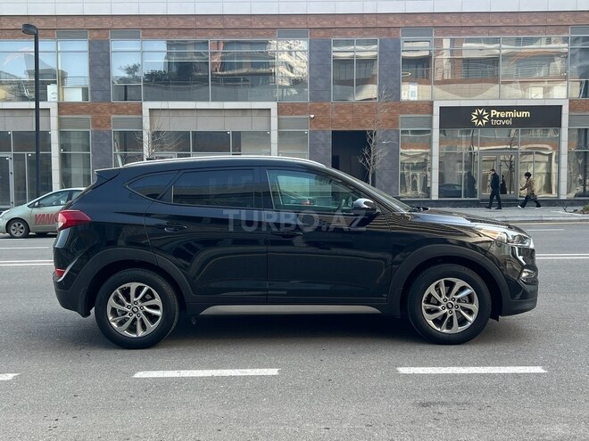 Hyundai Tucson 2018, 200,000 km - 2.0 l - Bakı
