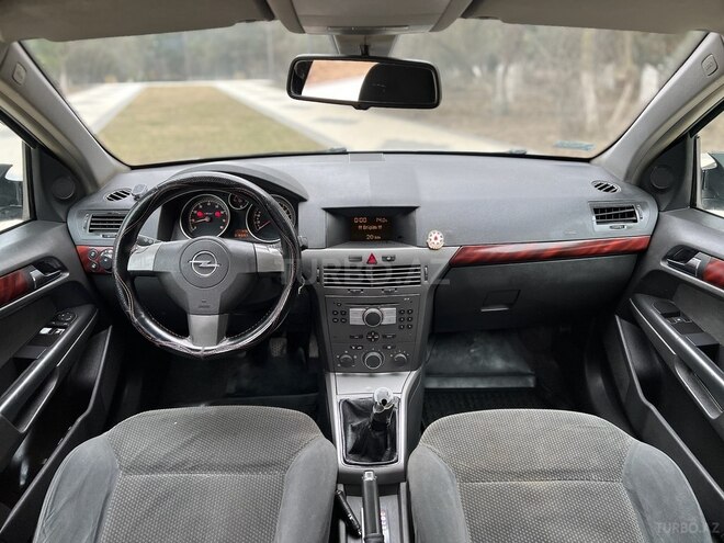 Opel Astra 2005, 290,000 km - 1.4 l - Bakı