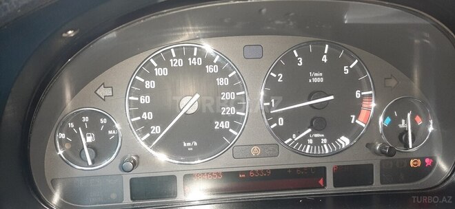 BMW 523 1996, 384,000 km - 2.5 l - Bakı
