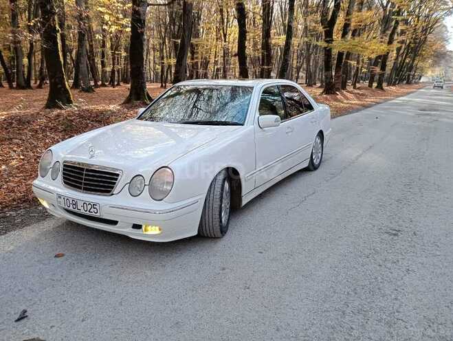 Mercedes E 320 1999, 156,000 km - 3.2 l - Şirvan