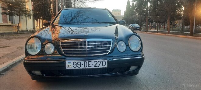 Mercedes E 240 2001, 236,000 km - 2.4 l - Gəncə
