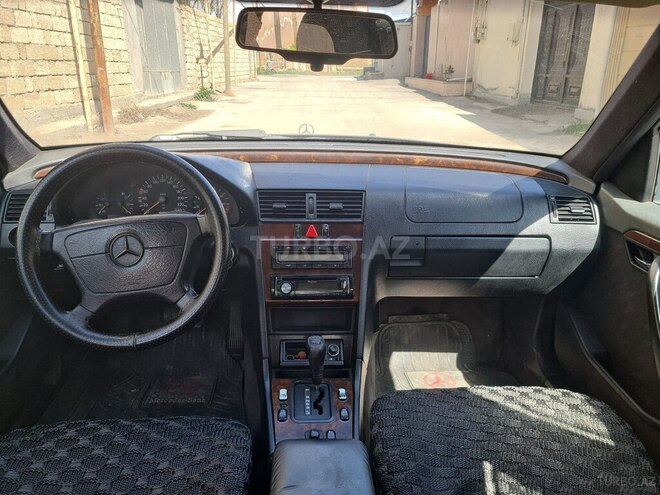 Mercedes C 220 1996, 310,000 km - 2.2 l - Bakı