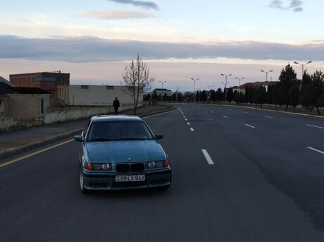BMW 318 1995