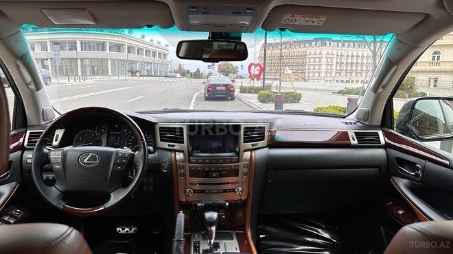 Lexus LX 570 2013, 84,000 km - 5.7 l - Bakı