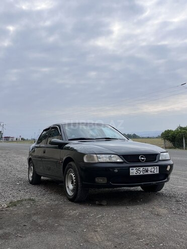 Opel Vectra 1998, 388,000 km - 2.0 l - Qazax