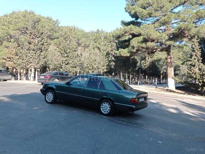 Mercedes E 200 1991, 246,000 km - 2.0 l - Sumqayıt