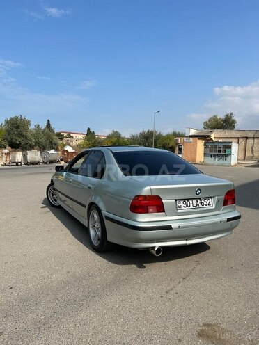 BMW 523 1996, 250,000 km - 2.5 l - Sumqayıt