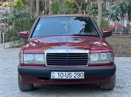 Mercedes 190 1990