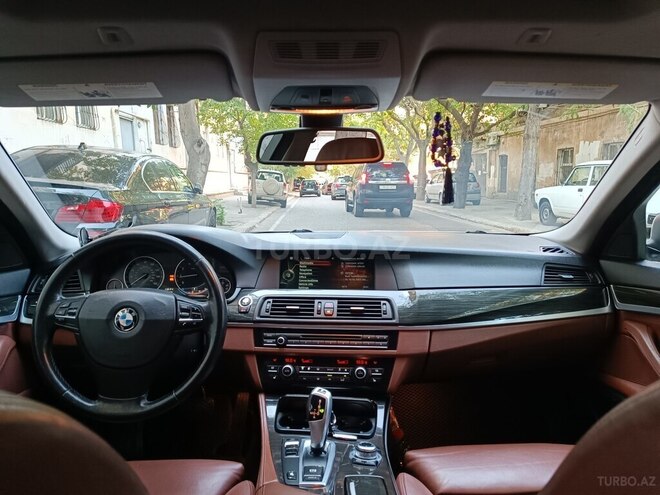 BMW 528 2013, 240,000 km - 2.0 l - Bakı