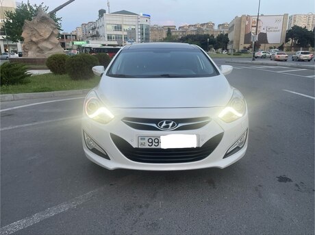 Hyundai i40 2012