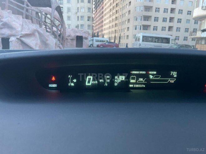 Toyota Prius 2014, 238,537 km - 1.8 l - Bakı