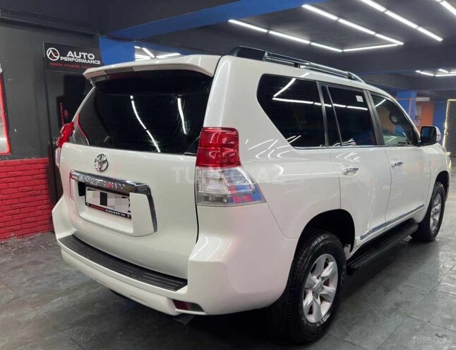 Toyota Prado 2013, 133,000 km - 2.7 l - Bakı