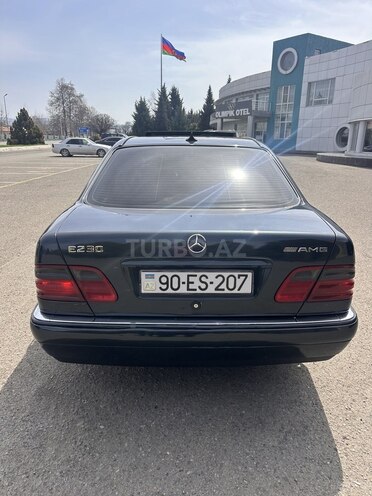 Mercedes E 230 1996, 456,655 km - 2.3 l - Qazax