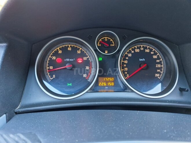 Opel Astra 2005, 226,000 km - 1.4 l - Bakı