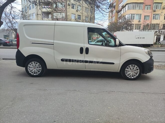 Fiat Doblo 2016, 177,790 km - 1.3 l - Bakı