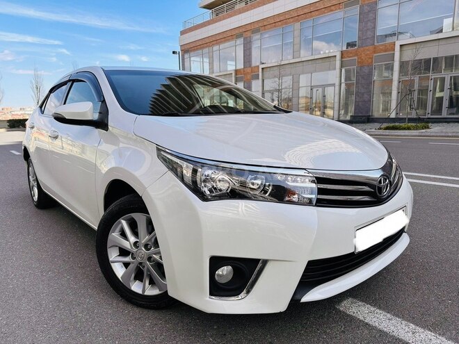 Toyota Corolla 2015, 155,123 km - 1.6 l - Bakı