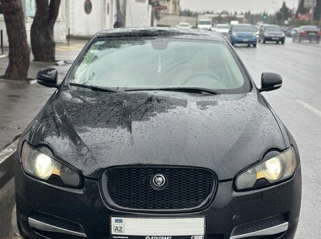 Jaguar XF 2010