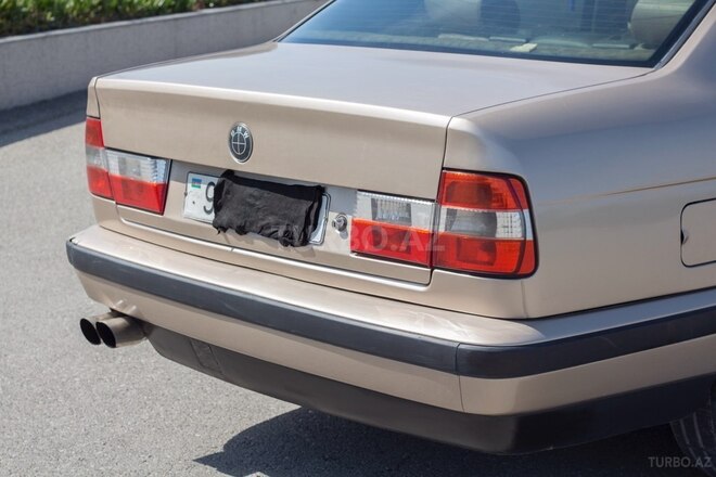 BMW 520 1993, 349,000 km - 2.0 l - Bakı