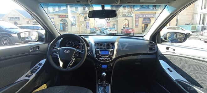 Hyundai Accent 2013, 176,000 km - 1.6 l - Bakı
