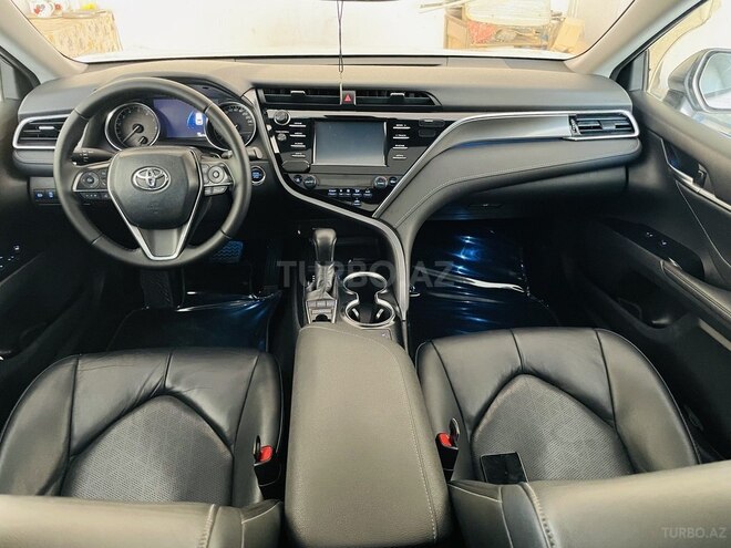 Toyota Camry 2018, 13,000 km - 2.5 l - Sabirabad