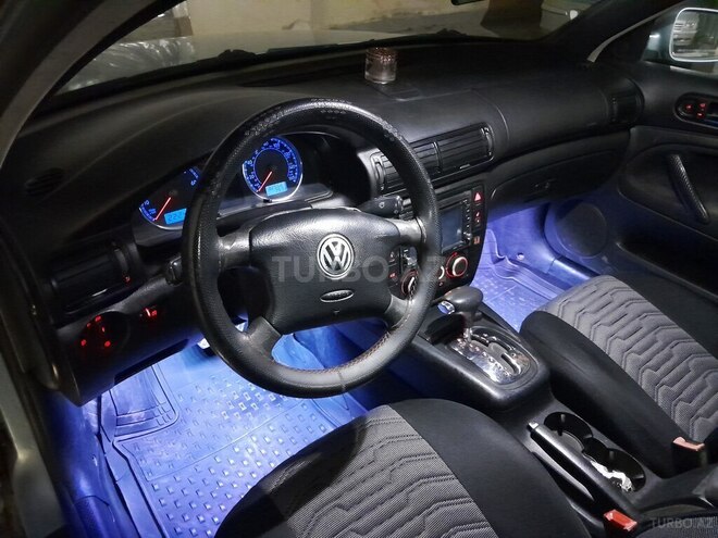 Volkswagen Passat 2003, 325,500 km - 1.8 l - Bakı