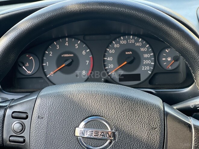 Nissan Sunny 2010, 150,000 km - 1.6 l - Bakı