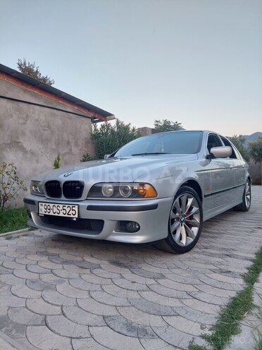 BMW 525 2003, 267,000 km - 2.5 l - Zaqatala