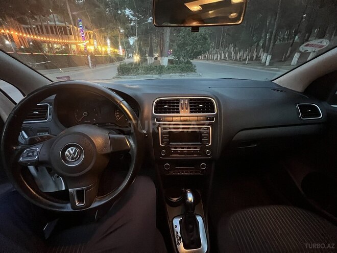 Volkswagen Polo 2013, 197,000 km - 1.6 l - Bakı