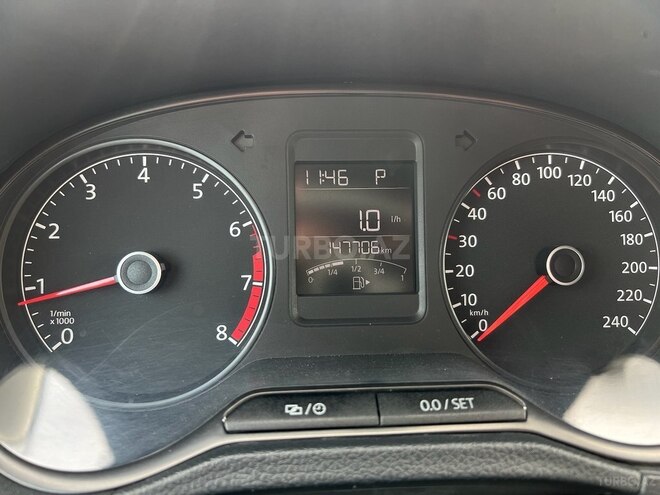 Volkswagen Polo 2015, 147,000 km - 1.6 l - Bakı