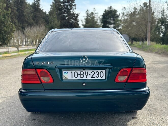 Mercedes E 230 1996, 520,000 km - 2.3 l - Salyan