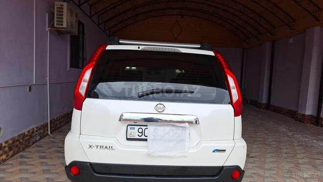 Nissan X-Trail 2013, 245,000 km - 2.5 l - Bakı