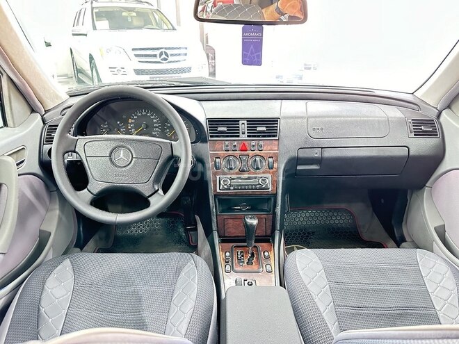 Mercedes C 200 2000, 336,000 km - 2.0 l - Bakı