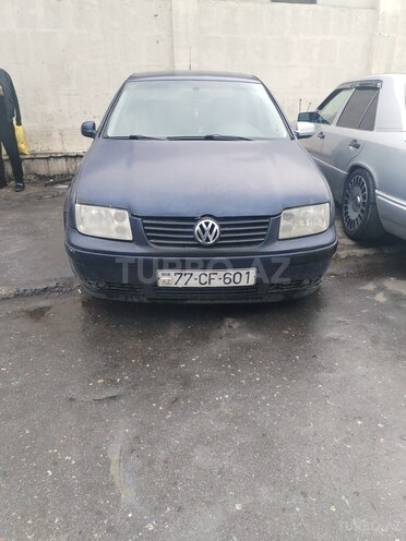 Volkswagen Bora 1999, 257,692 km - 2.0 l - Bakı