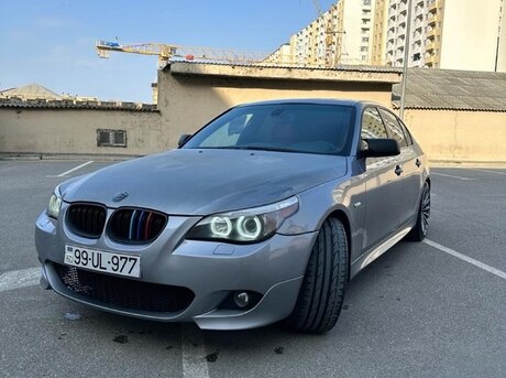 BMW 530 2003