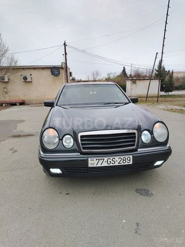Mercedes E 240 1998, 420,000 km - 2.4 l - Sumqayıt