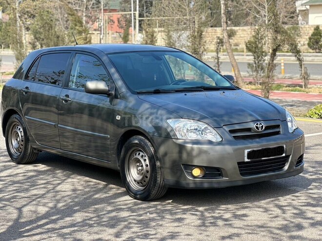 Toyota Corolla 2005, 206,000 km - 1.4 l - Bakı