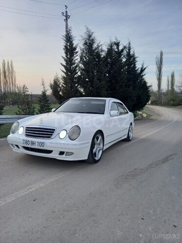 Mercedes E 240 2000, 200,000 km - 2.4 l - Tovuz