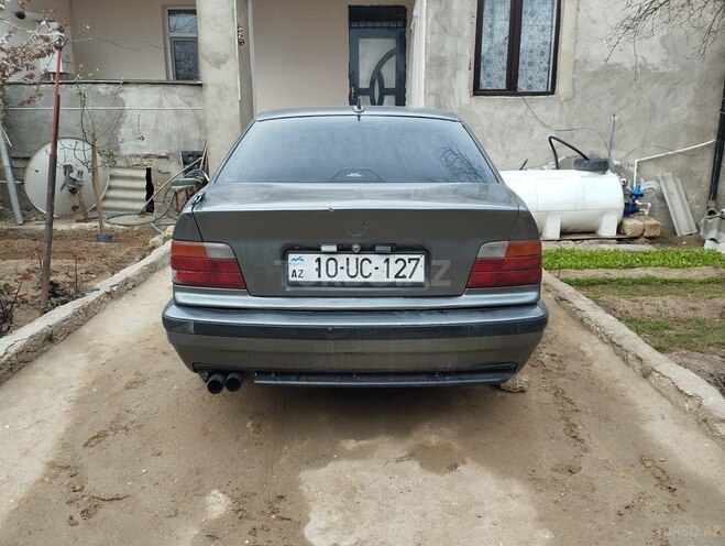 BMW 318 1993, 208,543 km - 1.8 l - Bakı