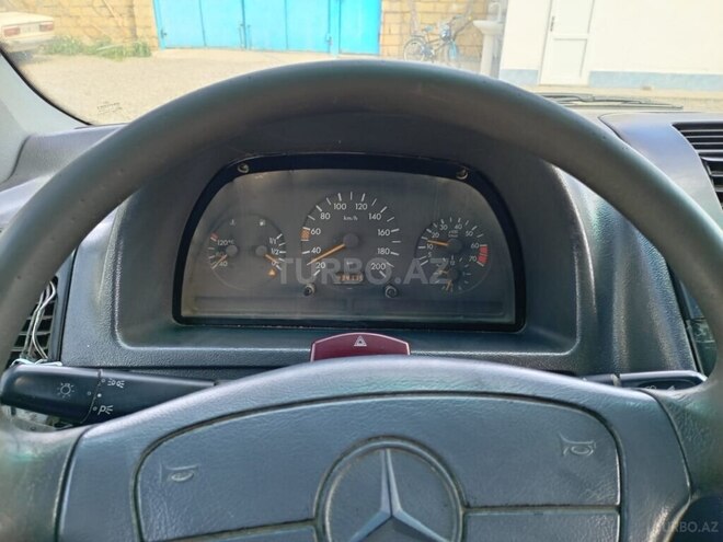 Mercedes Vito 1998, 520 km - 2.2 l - Sabirabad