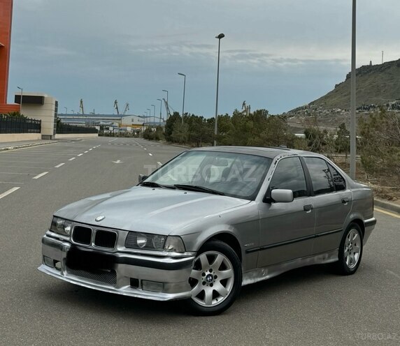 BMW 320 1993, 250,000 km - 2.0 l - Bakı