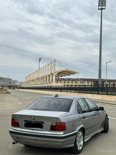 BMW 320 1993, 250,000 km - 2.0 l - Bakı