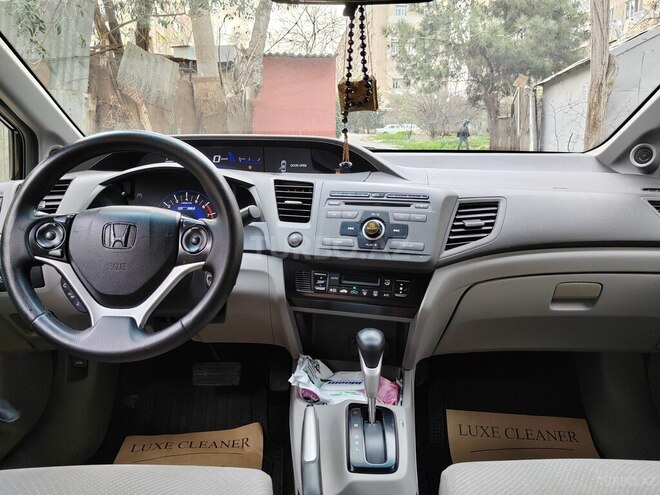 Honda Civic 2012, 300,000 km - 1.5 l - Bakı