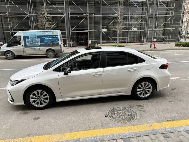 Toyota Corolla 2023, 10,000 km - 1.8 l - Bakı