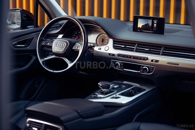 Audi Q7 2019, 107,000 km - 2.0 l - Bakı