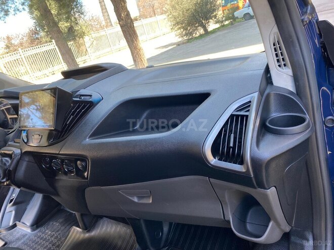 Ford Tourneo Custom 2021, 900,000 km - 2.2 l - Bakı
