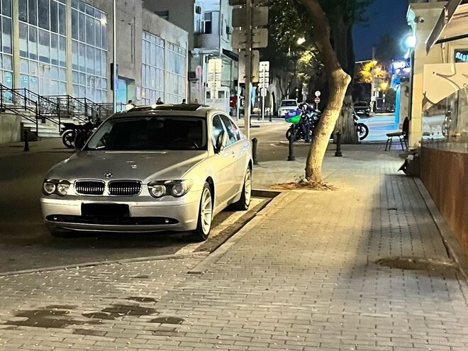BMW 730 2004, 279,000 km - 3.0 l - Bakı