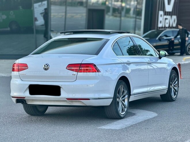 Volkswagen Passat 2017, 152,000 km - 1.8 l - Bakı