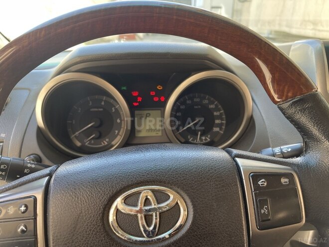 Toyota Prado 2011, 200,000 km - 4.0 l - Bakı